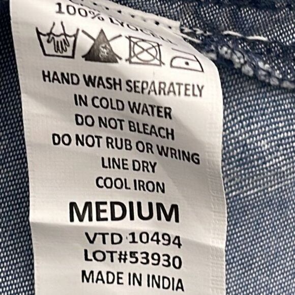 Elan Ruffle Button Down Denim Shirt Size M NWT - Picture 8 of 9